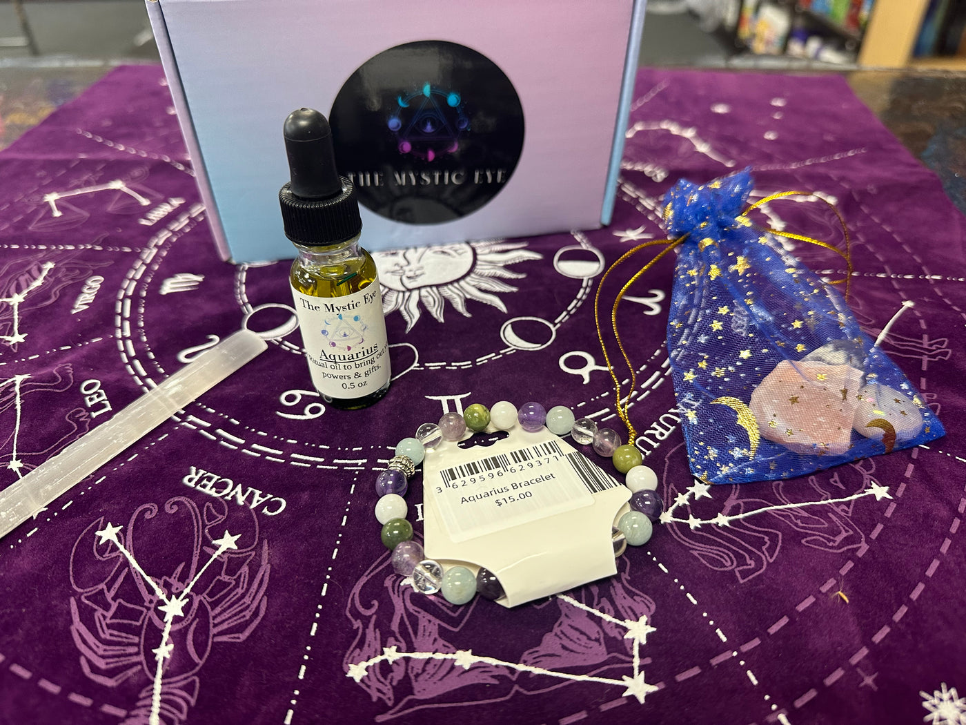 Aquarius Gift Set