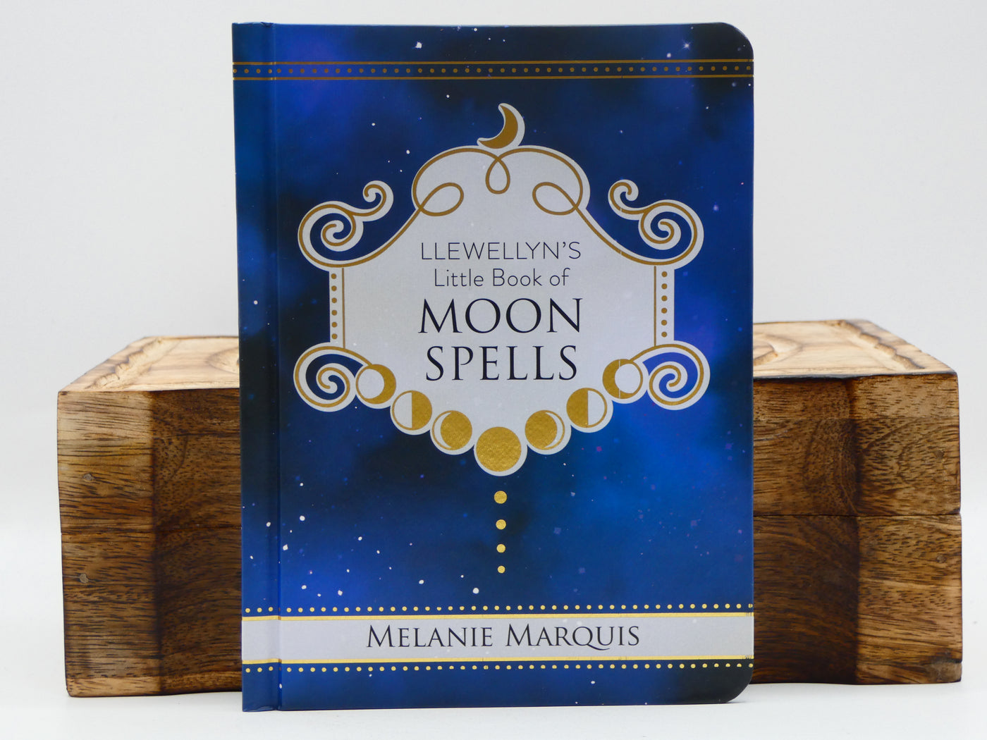 Llewellyn's Little Book of Moon Spells